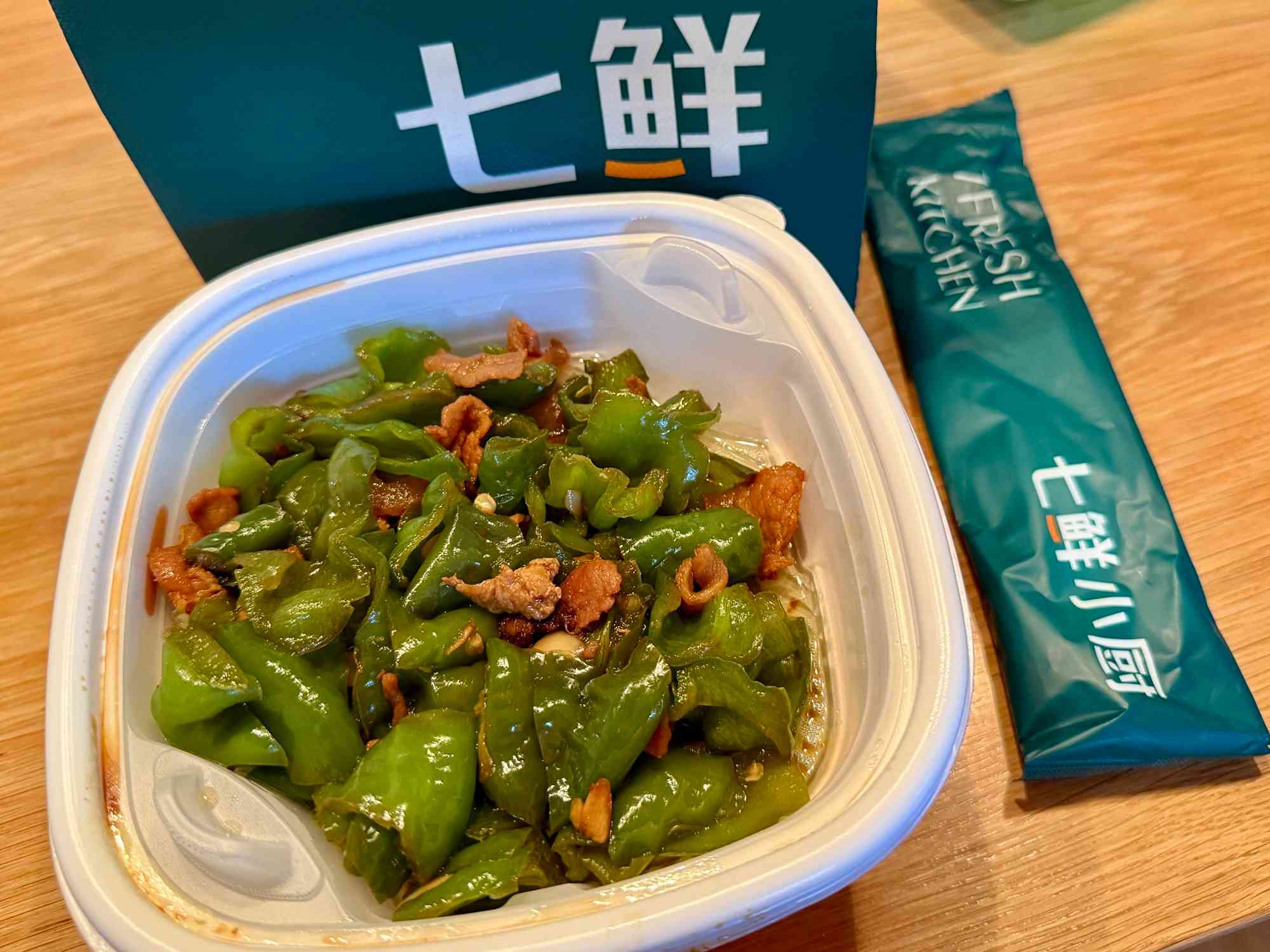 京城近觀｜外賣大戰拚到廚房，京東「七鮮小廚」首店開業 