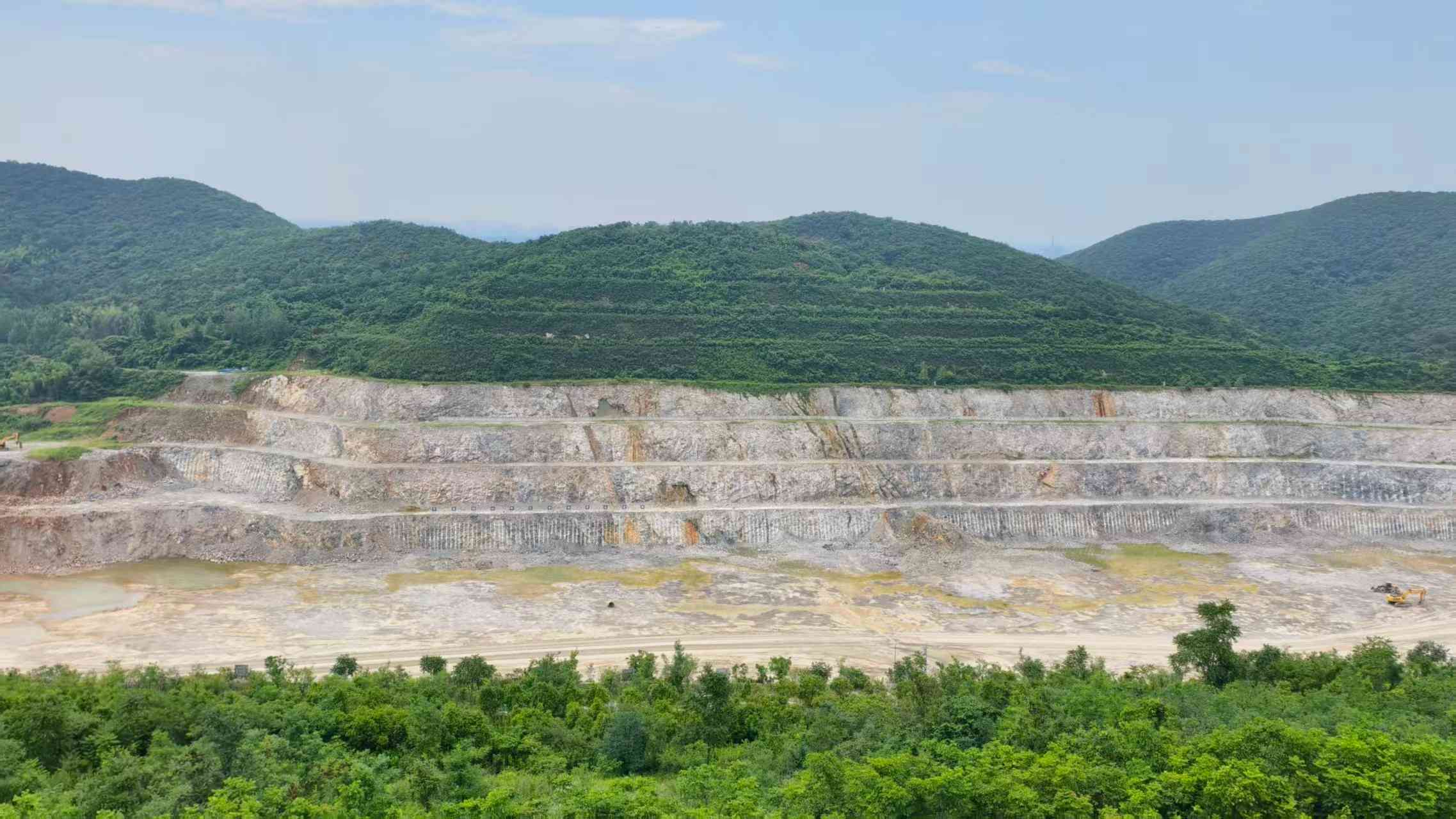 京城近觀｜從明清土窯到數字礦山：江蘇句容石灰礦綠色轉型