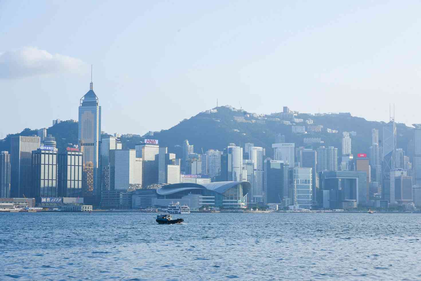 德勤倡港股交易時段延至下午6時，放寬新投資移民計劃投資範圍