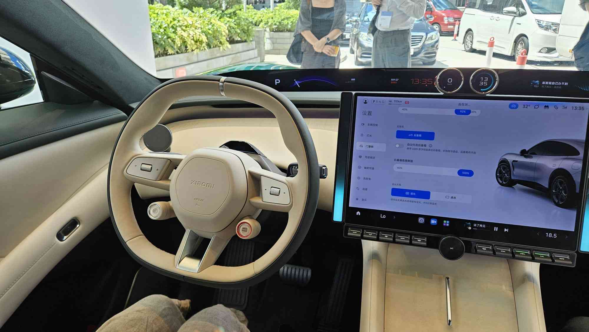 小米 | 首款純電動SUV YU7亮相香港，拓高端及家庭客（多圖）