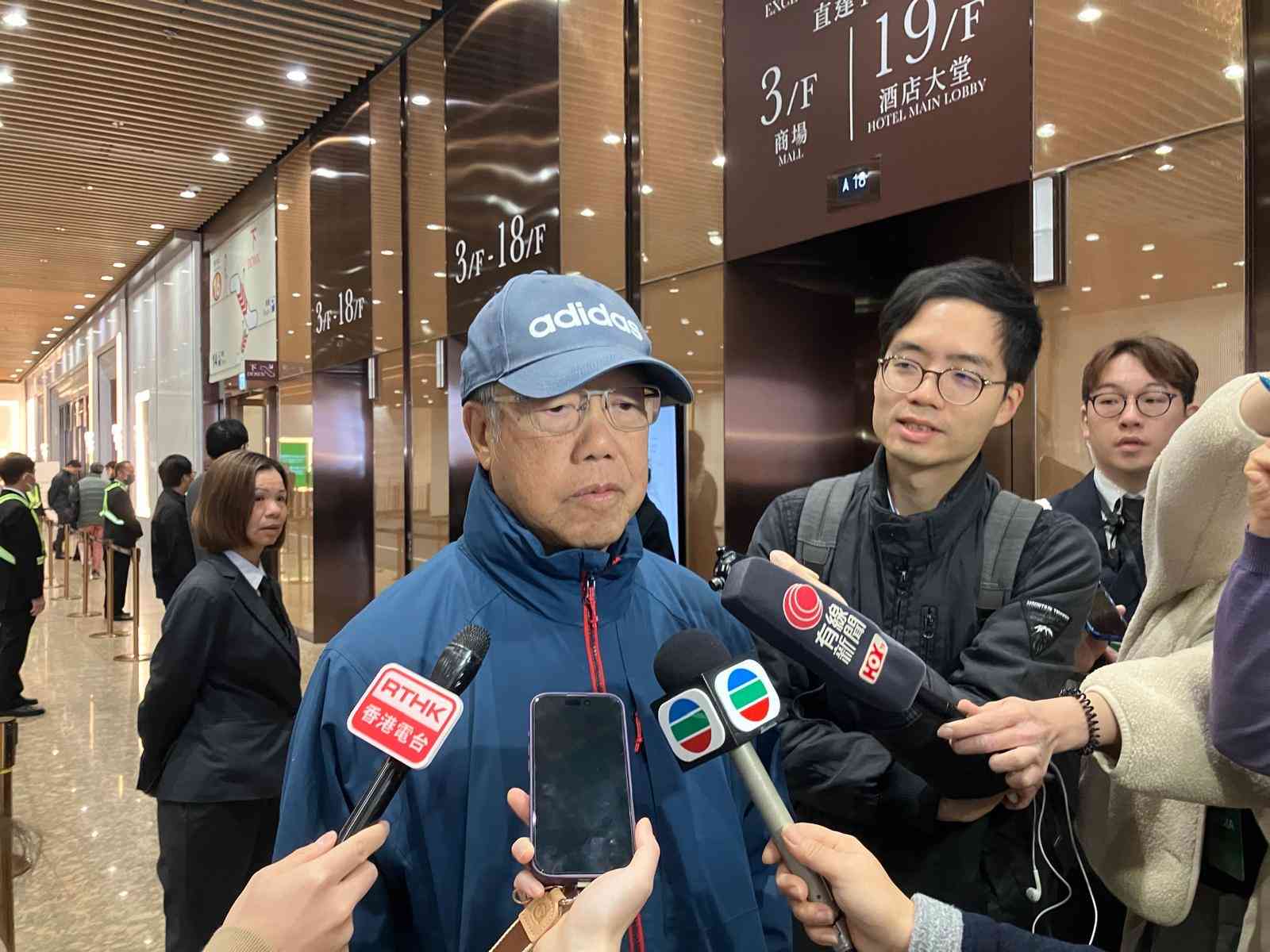 恒生私有化 | 滙控私有化恒生今表決，有小股東上市時已持貨感不捨，又指套現所得會用作買入內銀收息
