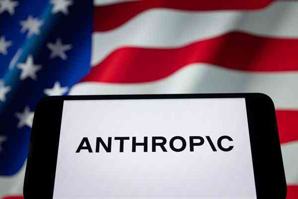 AI | FOCUS | 老黃預言算力盛宴，OpenAI揭濫用黑洞