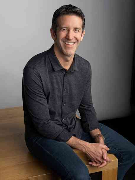 蘋果 | FOCUS | 蘋果交棒「硬體派」，解港股難漲之謎