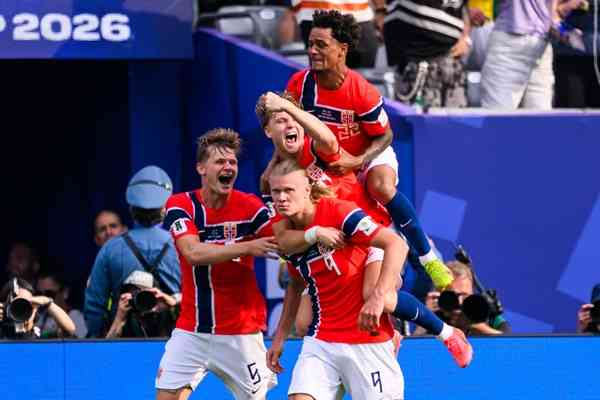世界盃 | FOCUS | 強隊齊陷「諸神黃昏」，FIFA趁機「掠水」賺到盡