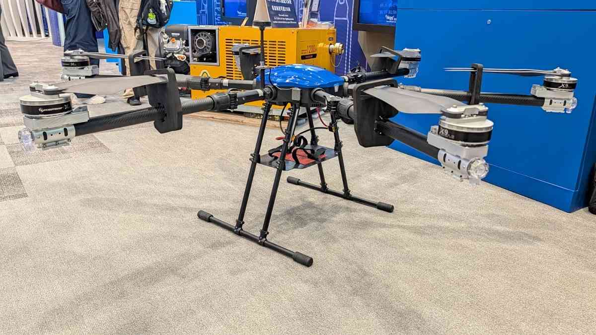 低空經濟 | 陳美寶：29個低空經濟監管沙盒試點項目已獲推動及落地，明年初推動「監管沙盒X」延展應用場境（多圖）