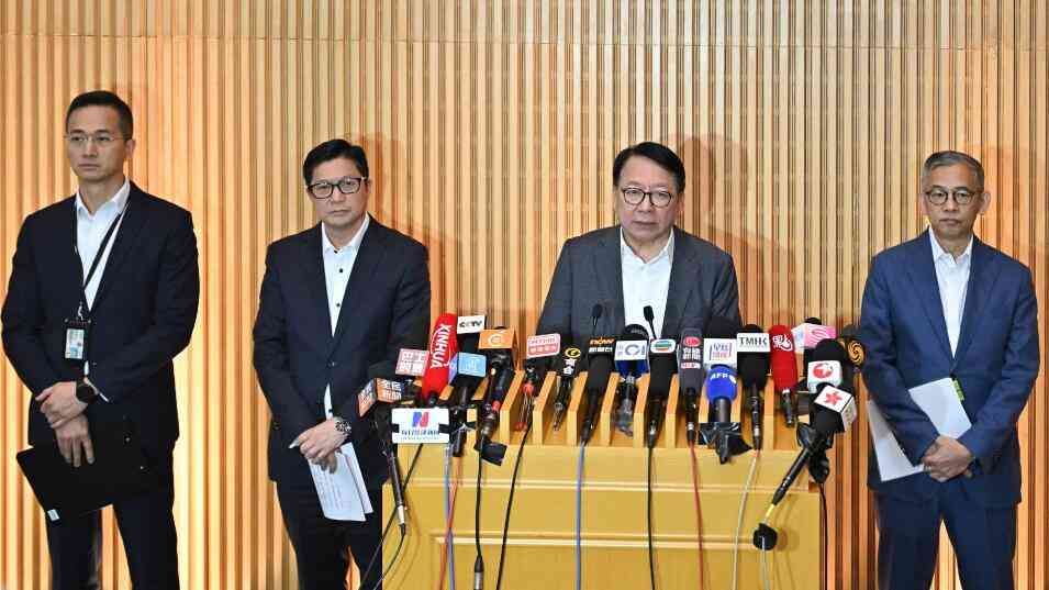 宏福苑大火 | 陳國基：7個棚網樣本未達阻燃標準，警方及廉署成立聯合工作小組作全方位刑事調查