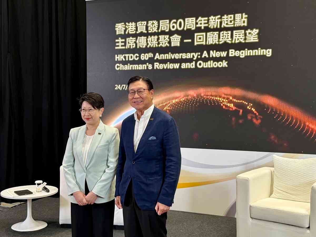 馬時亨：美國新關稅對香港影響不大，相信全年出口增長逾兩成難度不大