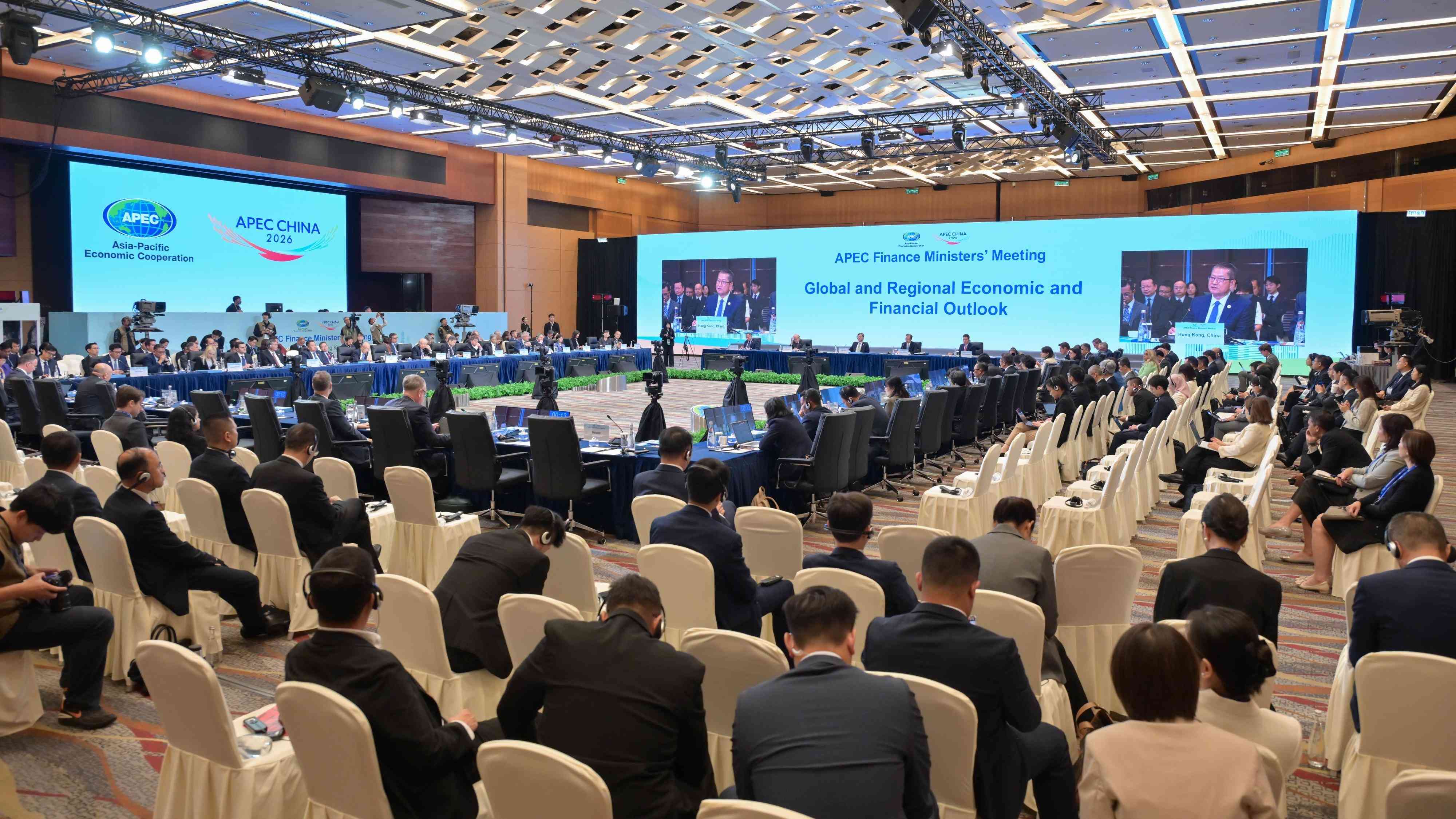 聚焦APEC | 陳茂波:三方面推動數字基建融資,成效不應只看集資額 聚焦APEC | 陳茂波:三方面推動數字基建融資,成效不應只看集資額