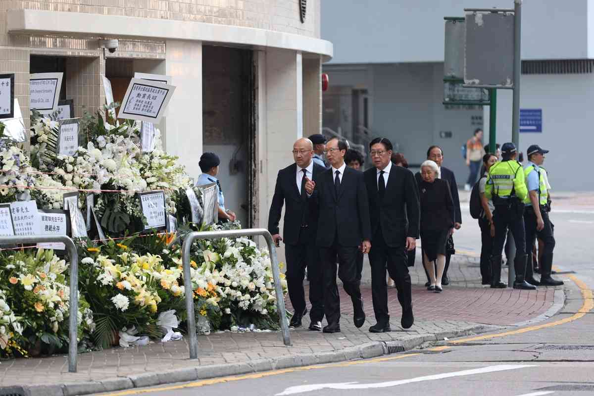 各界弔唁董建華圖輯