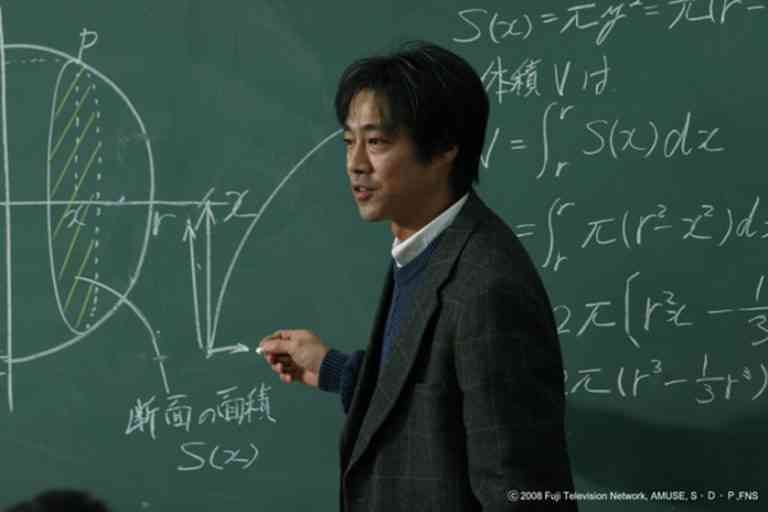 重看東野圭吾4部改編電影作品！從《嫌疑犯X的獻身》、《解憂雜貨店》、《假面飯店》到《人魚沉睡的家》揭開推理大師筆下的人性謎題