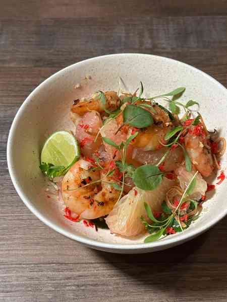 時尚越南食府Bistro Hoi An進駐九龍圓方，必吃會安烤乳豬、越式生牛肉他他、香茅燒雞臘腸飯