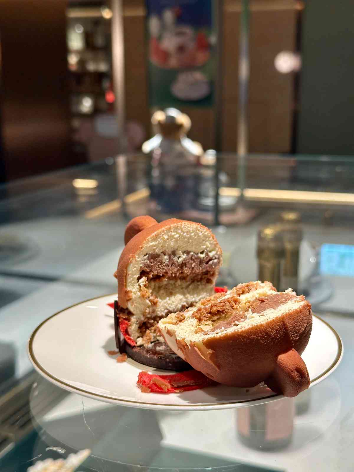 聖誕甜品2025｜半島酒店 x miffy 聖誕甜品：超可愛miffy／boris造型蛋糕、馬卡龍、朱古力火鍋、黑森林芭菲