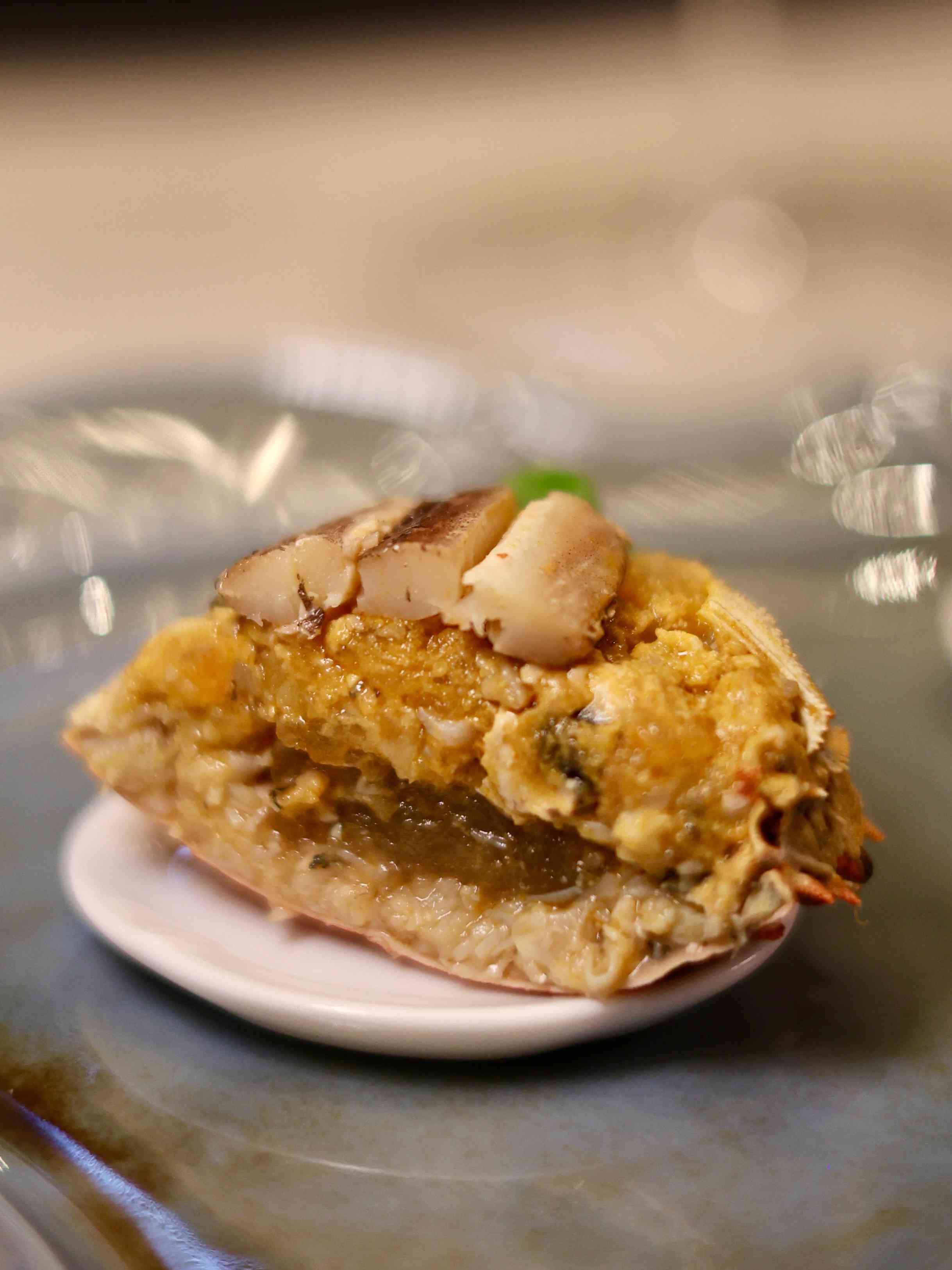 世界50最佳餐廳上榜中菜聯乘杭州米芝蓮二星!龍井蝦仁紙皮湯包、東坡婆參春卷,跨越城市的味覺之旅 世界50最佳餐廳上榜中菜聯乘杭州米芝蓮二星!龍井蝦仁紙皮湯包、東坡婆參春卷,跨越城市的味覺之旅