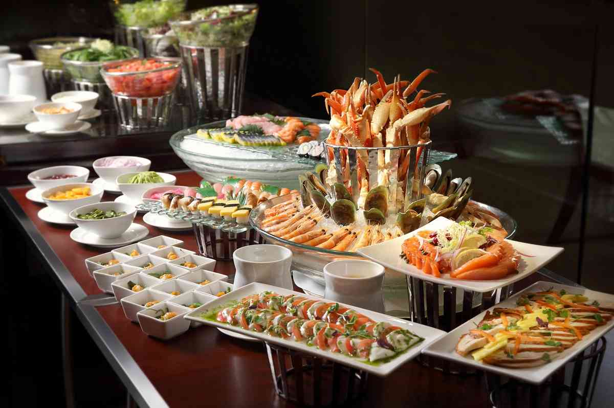 聖誕自助餐2025︱港麗酒店早鳥75折+半自助晚餐生蠔放題+Brunch任飲香檳+聖誕老人會面 聖誕自助餐2025︱港麗酒店早鳥75折+半自助晚餐生蠔放題+Brunch任飲香檳+聖誕老人會面