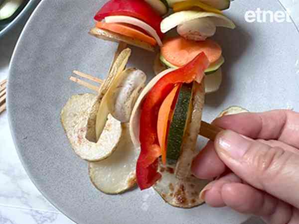 中秋將至，偶爾傳來陣陣燒烤香氣　今期素食譜：蔬菜串燒