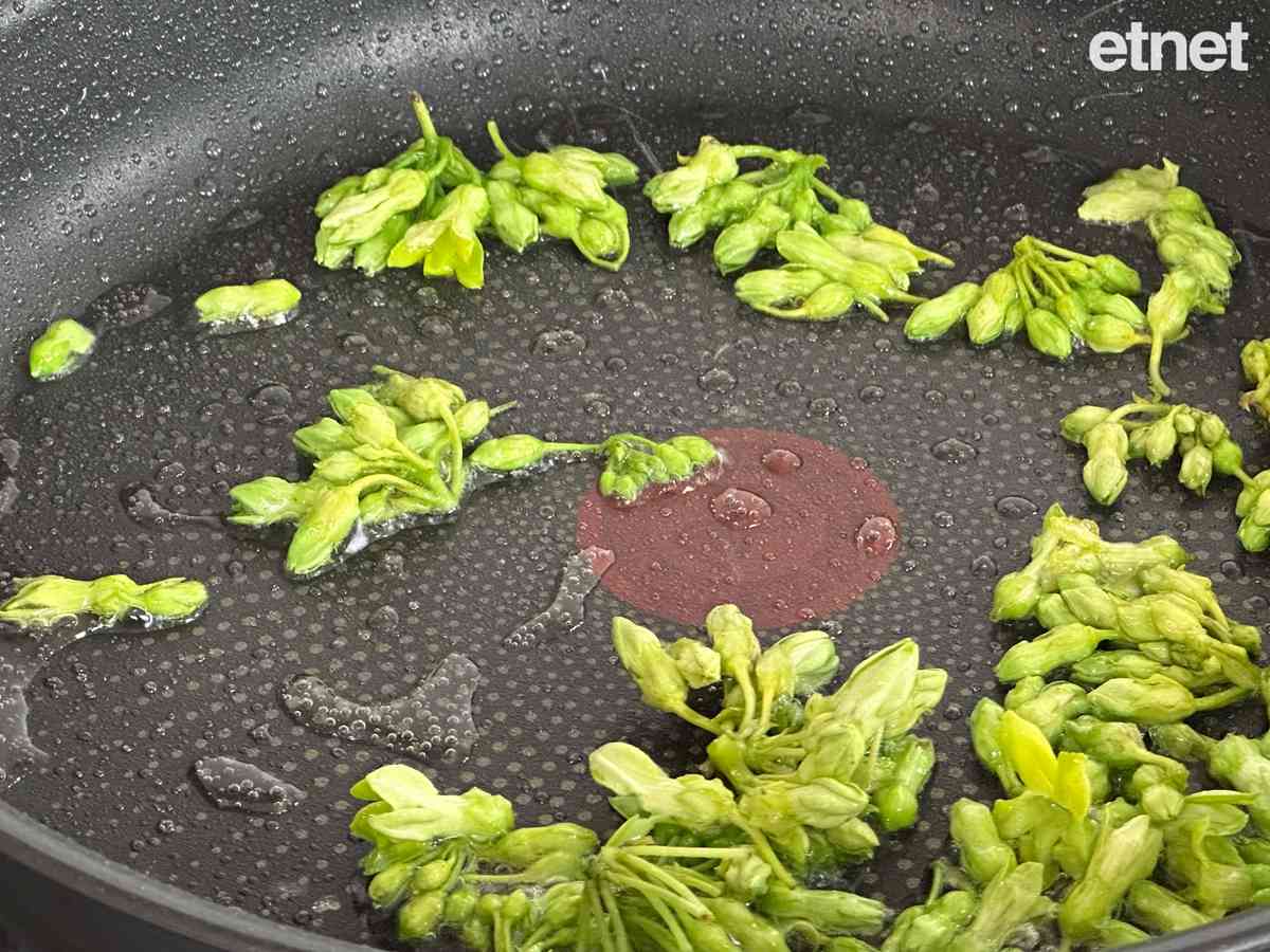 伴飯素食譜推介:鮮茄汁煮清爽夜香花豆包 番茄煮法百搭大人細路都喜愛 伴飯素食譜推介:鮮茄汁煮清爽夜香花豆包 番茄煮法百搭大人細路都喜愛