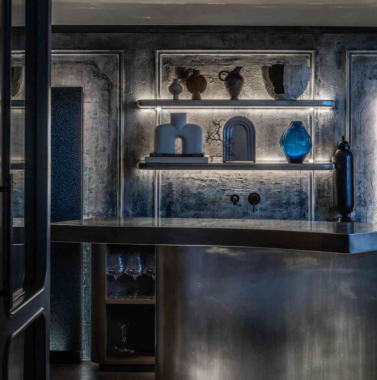 中環米芝蓮一星法國菜新主廚上任：魚子醬牛肉他他、棘刺龍蝦配北海道南瓜，沉浸式美食劇場！