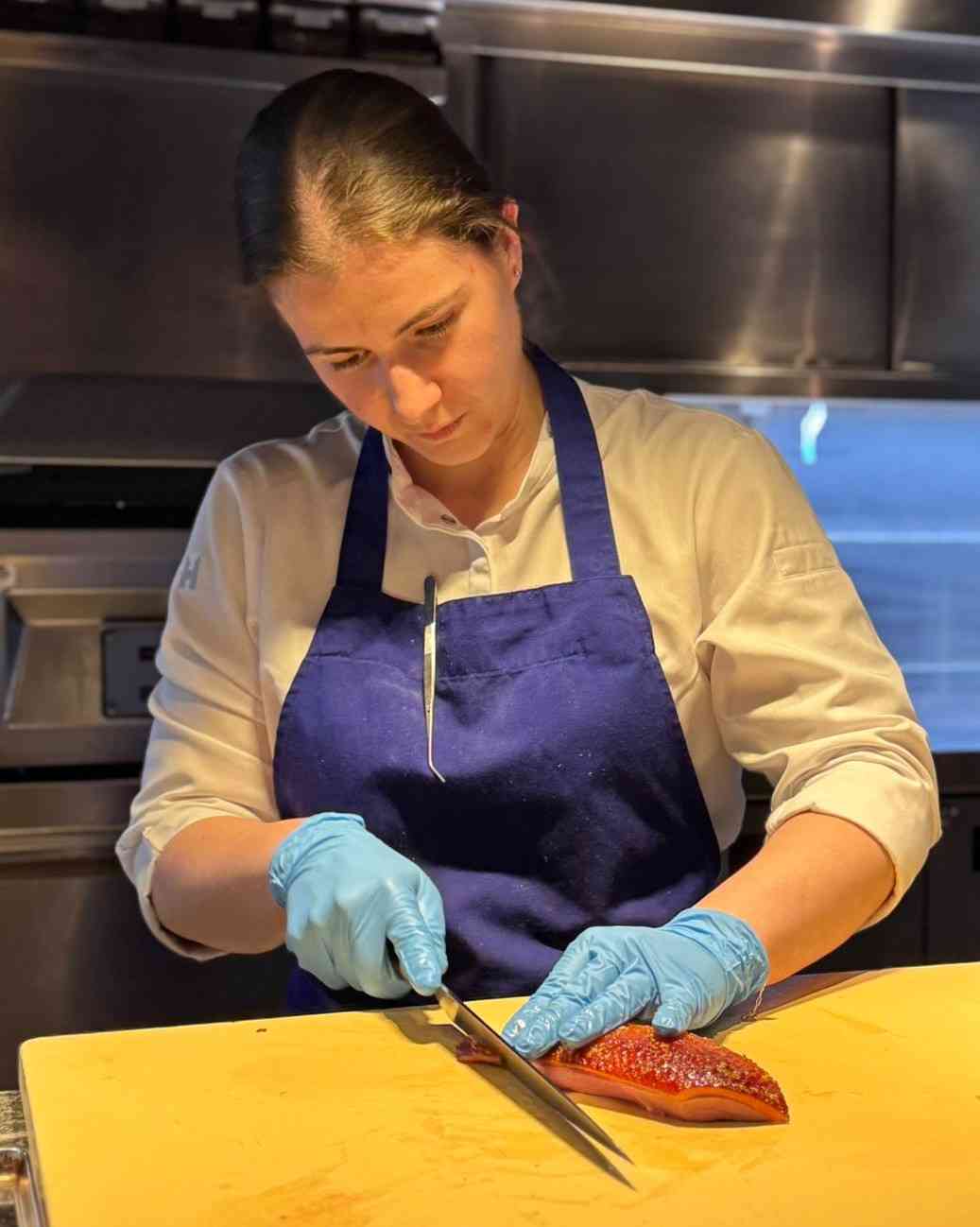 中環米芝蓮一星法國菜新主廚上任：魚子醬牛肉他他、棘刺龍蝦配北海道南瓜，沉浸式美食劇場！