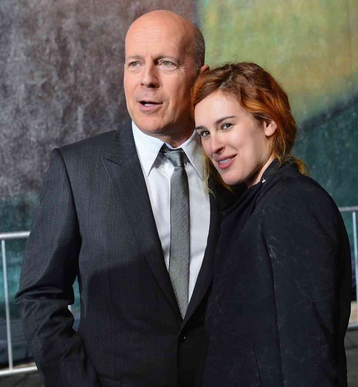 失智症|Bruce Willis確診失智症3年 屢傳失自理能力被送入療養院 家屬決定死後捐出大腦作研究 失智症|Bruce Willis確診失智症3年 屢傳失自理能力被送入療養院 家屬決定死後捐出大腦作研究