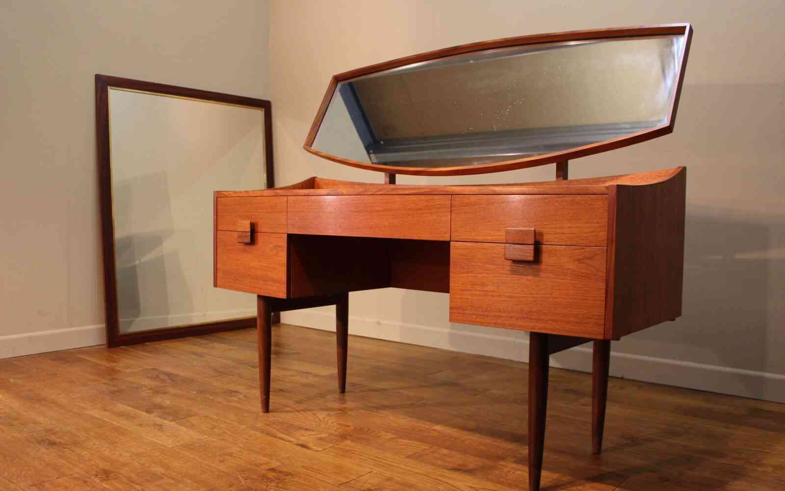 續談G-Plan家俱：北歐風格影響下的英式Mid-century Modern