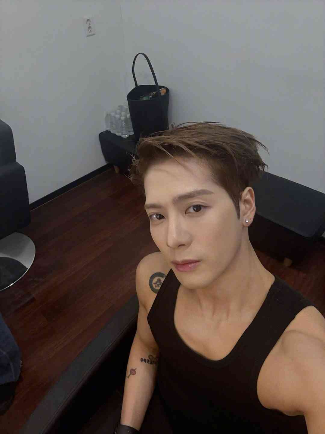 2026馬年生肖運程｜蘇民峰師傅：「屬雞」財運排第三、「屬狗」打工仔有望升職、「屬豬」容易因朋友而破財