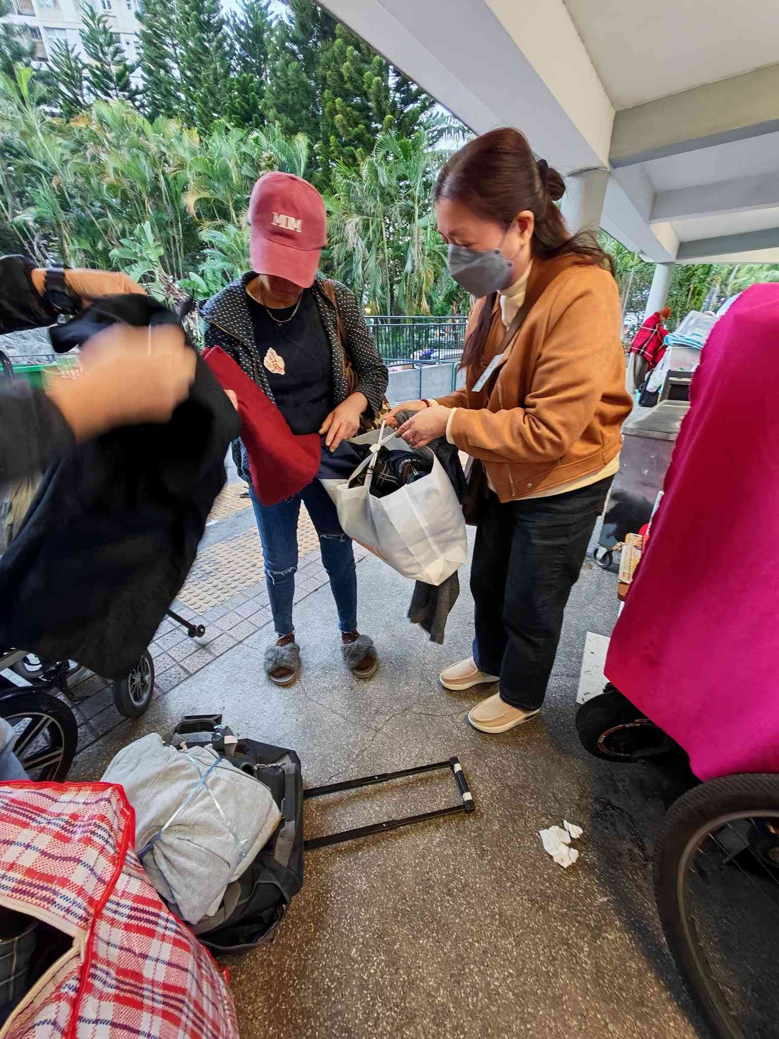 銀杏館寒衣送暖行動︱收集冬季衣物＋小型家電＋食品捐贈長者＋收集地點