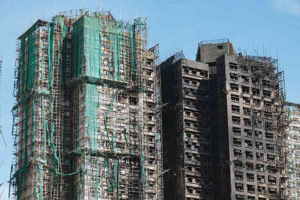 汲取慘痛教訓，檢討法團的監管工作