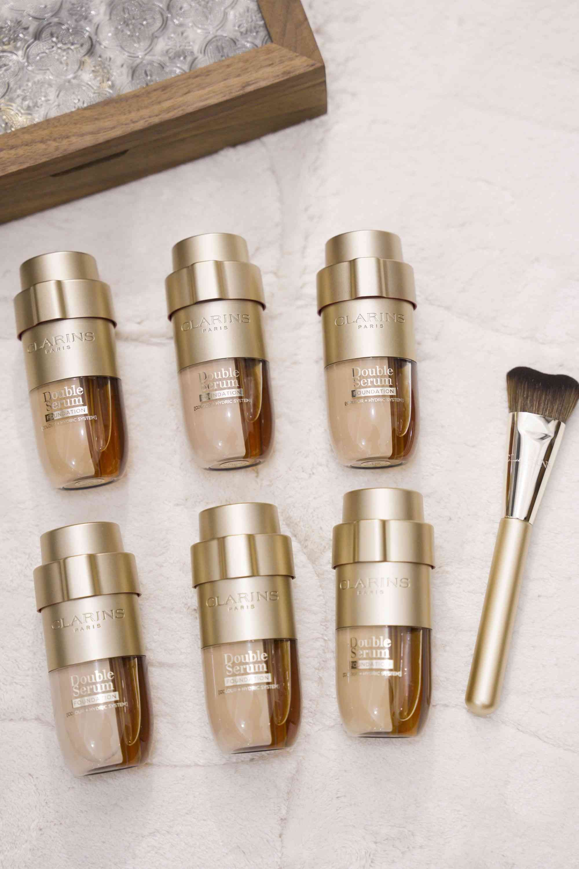開箱 Clarins 全新雙精華粉底液：抗老、透亮、美肌！2：1黃金比例養膚超有感