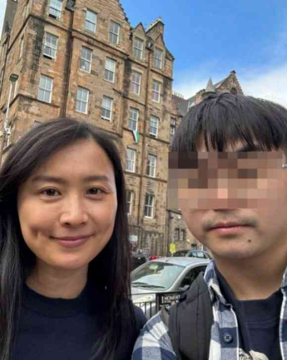 凍齡女神丨43歲陳法拉素顏零濾鏡真實樣貌曝光　網民質疑：為何不用「美顏」