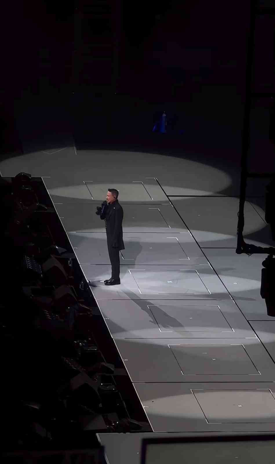 名人健康｜張學友東莞演唱會演出中途突宣布終止　哽咽稱聲帶出事：我唱唔到