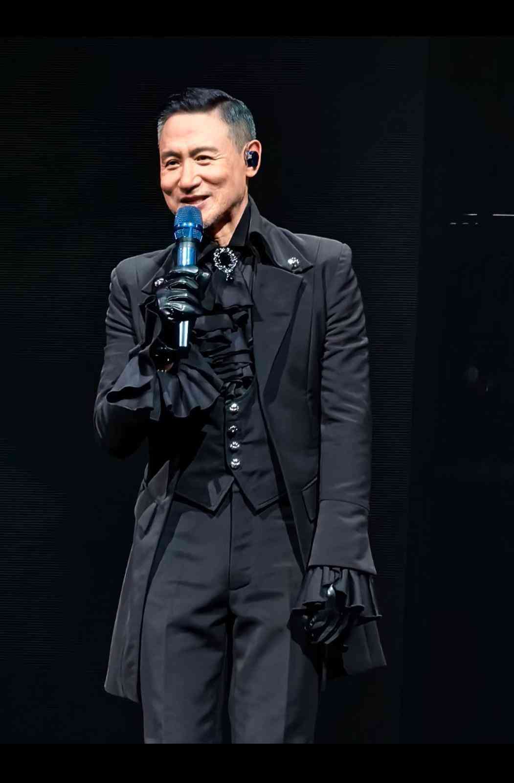 名人健康｜張學友東莞演唱會演出中途突宣布終止　哽咽稱聲帶出事：我唱唔到
