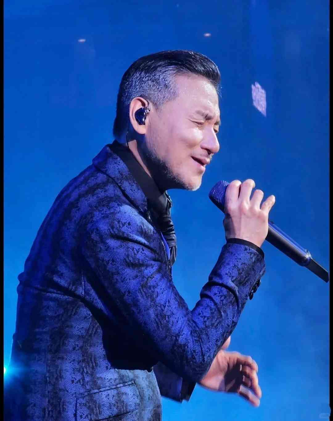 名人健康｜張學友東莞演唱會演出中途突宣布終止　哽咽稱聲帶出事：我唱唔到