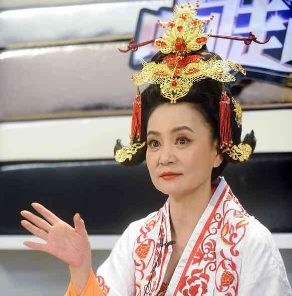 名人保養｜「瓊瑤御用女主角」全口無牙容顏劇變　曾被情郎拋棄流產割子宮　獨居多年隨時入老人院