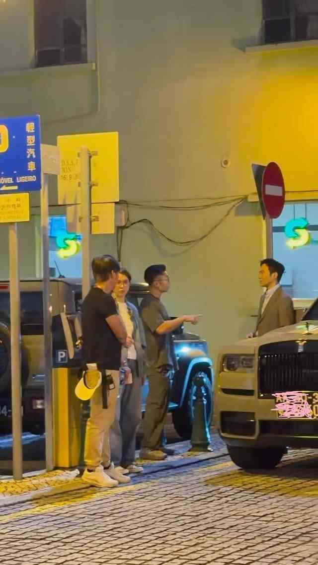 凍齡女神丨素顏探班張智霖做「跟得夫人」　54歲袁詠儀真實狀態曝光　兩度封影后獲王晶3字評價