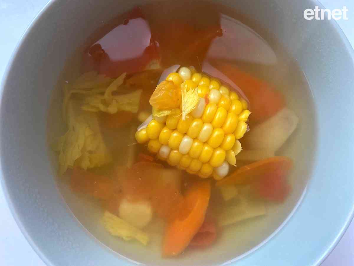 清爽素湯推薦：馬蹄番茄香芹粟米湯 大節過後緩解油膩及滯悶感
