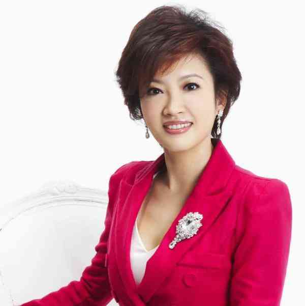 淋巴癌|前主播淋巴癌離世終年56歲 家屬忍痛拔喉吻別 獨生女悲痛:對不起,最愛你 淋巴癌|前主播淋巴癌離世終年56歲 家屬忍痛拔喉吻別 獨生女悲痛:對不起,最愛你