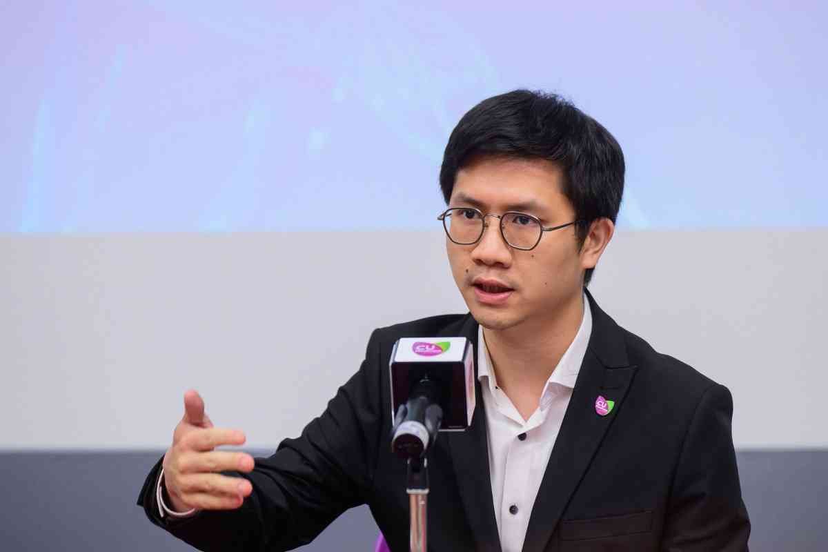 肺癌|中大研究:逾半晚期ALK肺癌患者用第三代標靶藥 7年無惡化預防腦轉移 有望「與病共存」 肺癌|中大研究:逾半晚期ALK肺癌患者用第三代標靶藥 7年無惡化預防腦轉移 有望「與病共存」