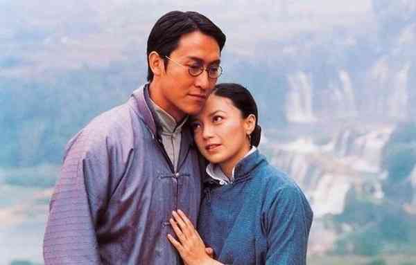 楊婉儀｜「落難港姐冠軍」 曾傳變賣后冠代夫還債 　56歲楊婉儀突然回春皮膚緊緻與愛女同框似姊妹