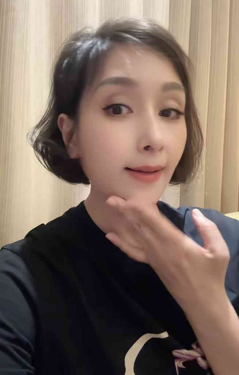 凍齡女神丨51歲「最美亞姐」被質疑整容 楊恭如反擊力證純天然 曾與上海首富傳緋聞被元配怒摑 凍齡女神丨51歲「最美亞姐」被質疑整容 楊恭如反擊力證純天然 曾與上海首富傳緋聞被元配怒摑