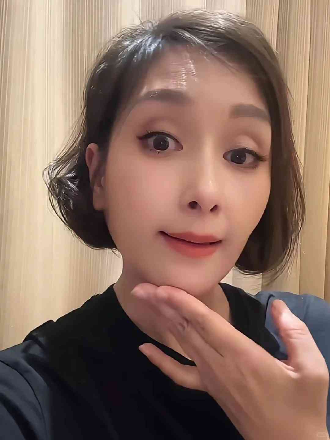 凍齡女神丨51歲「最美亞姐」被質疑整容 楊恭如反擊力證純天然 曾與上海首富傳緋聞被元配怒摑 凍齡女神丨51歲「最美亞姐」被質疑整容 楊恭如反擊力證純天然 曾與上海首富傳緋聞被元配怒摑