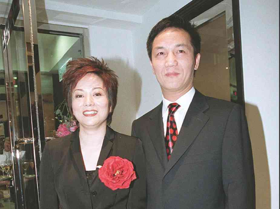 凍齡女神丨51歲「最美亞姐」被質疑整容 楊恭如反擊力證純天然 曾與上海首富傳緋聞被元配怒摑 凍齡女神丨51歲「最美亞姐」被質疑整容 楊恭如反擊力證純天然 曾與上海首富傳緋聞被元配怒摑