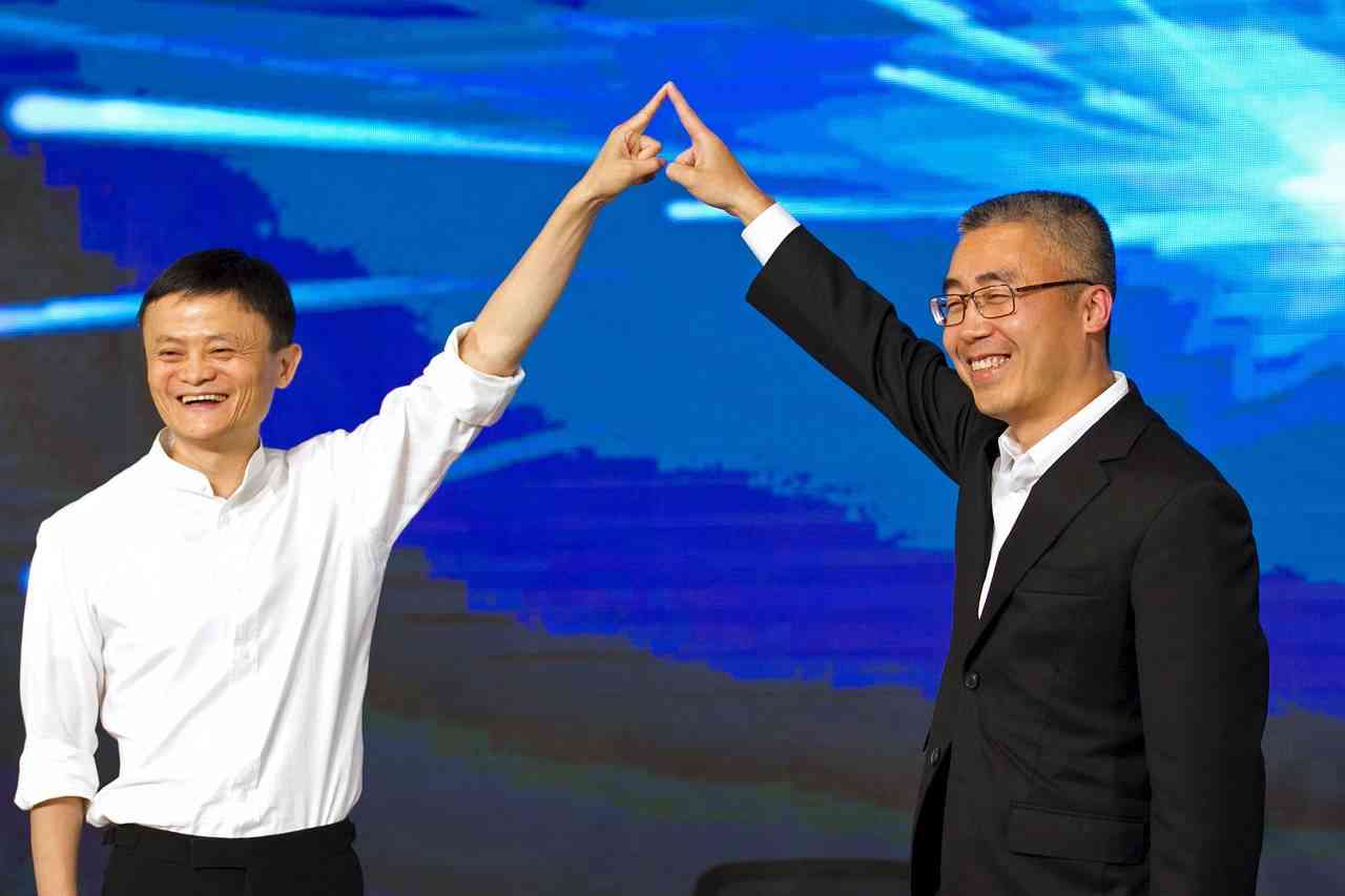 華人文化蛇吞象的大 Deal 資深傳媒人黎瑞剛操盤 華人文化蛇吞象的大 Deal 資深傳媒人黎瑞剛操盤