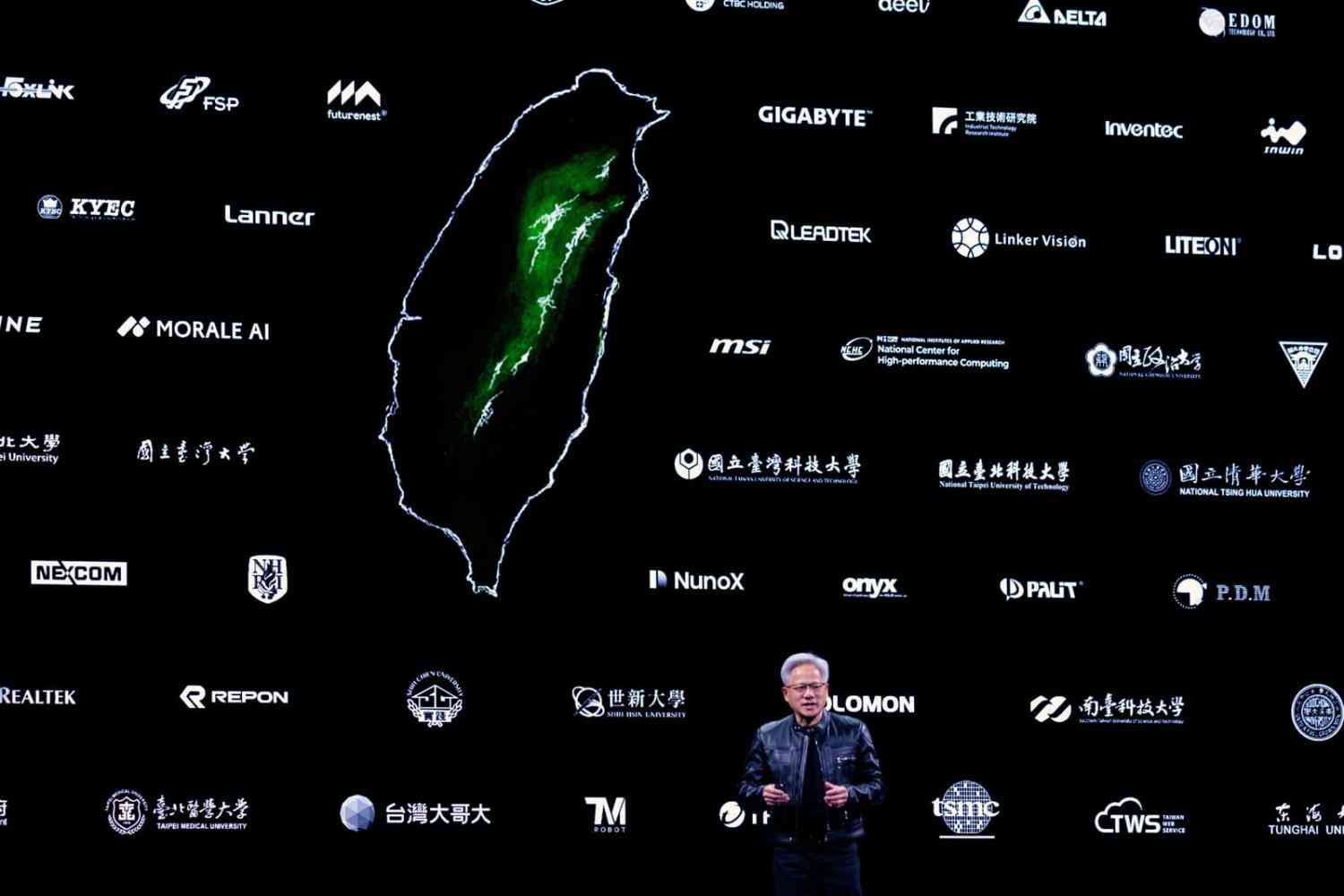 看清楚香港「AI+與產業發展策略」時間差背後 看清楚香港「AI+與產業發展策略」時間差背後