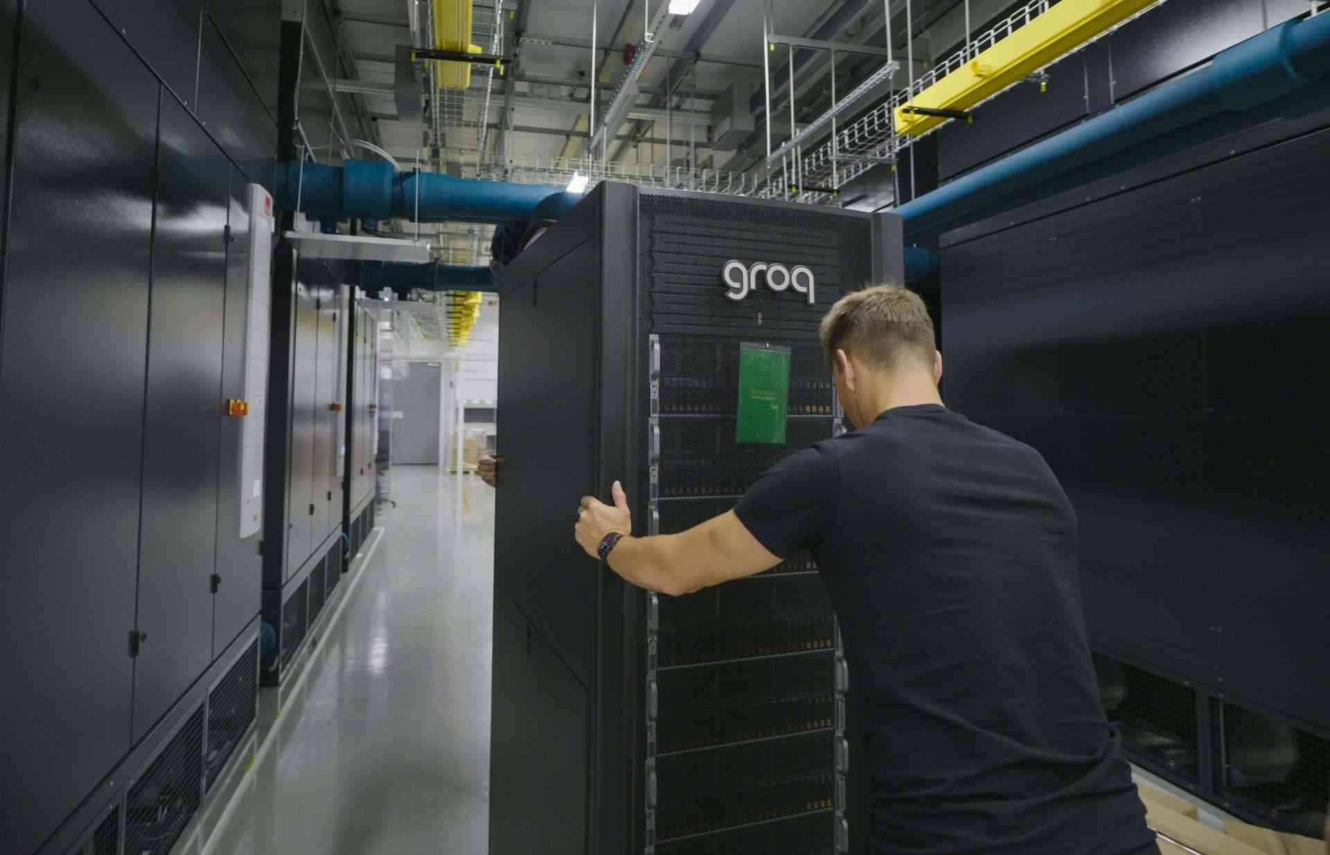 AI戰線大轉移！NVIDIA豪擲200億美元收購Groq核心資產，開啟AI推論稱霸新時代！
