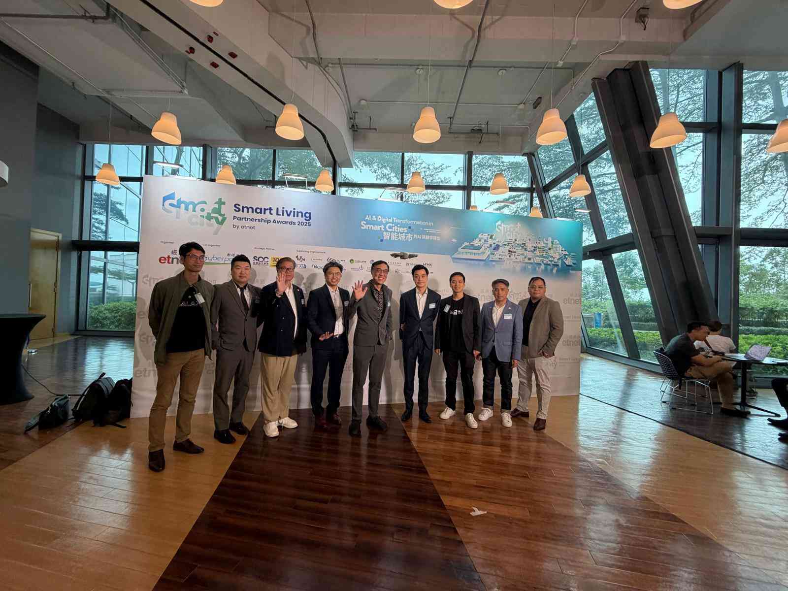 香港新經濟轉型 綠色教育與科技環保