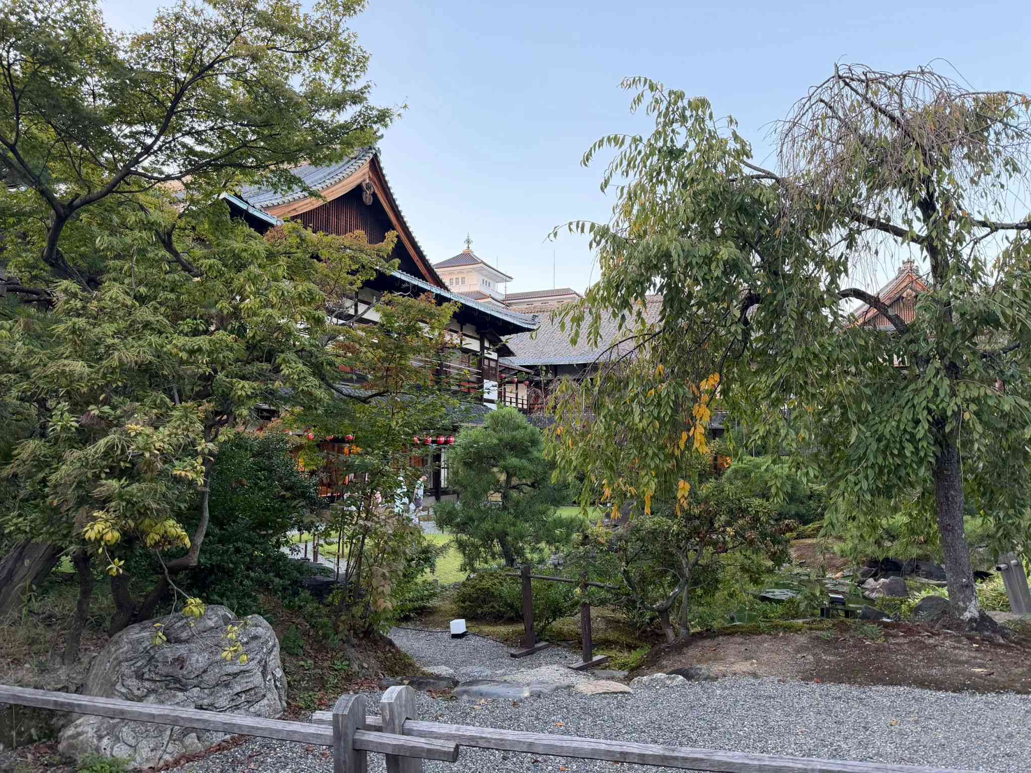 香港推動低碳經濟與ESG 智慧城市建設可持續發展新格局 香港推動低碳經濟與ESG 智慧城市建設可持續發展新格局