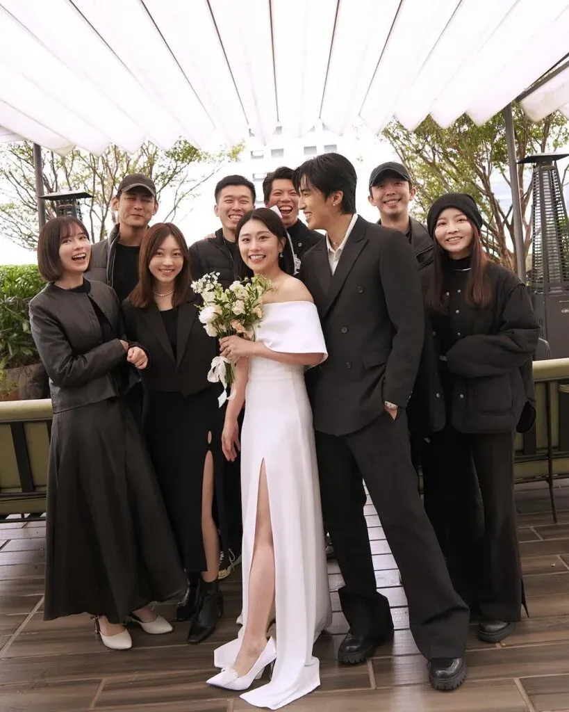 出席婚禮穿搭指南 │ 賓客造型2大原則：切忌喧賓奪主搶走新人風采，留意OTP因素