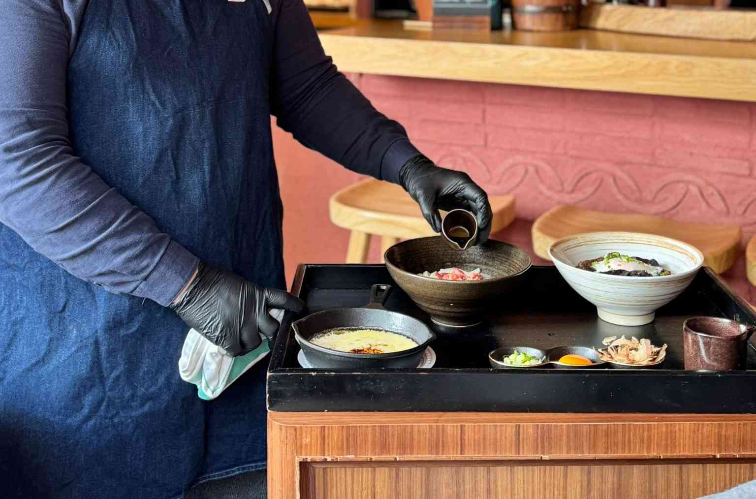 中環芝士主題餐廳高性價比午餐！牛頰肉芝士丼飯、法式濃香小奶凍，午後Cheesy快活時光！