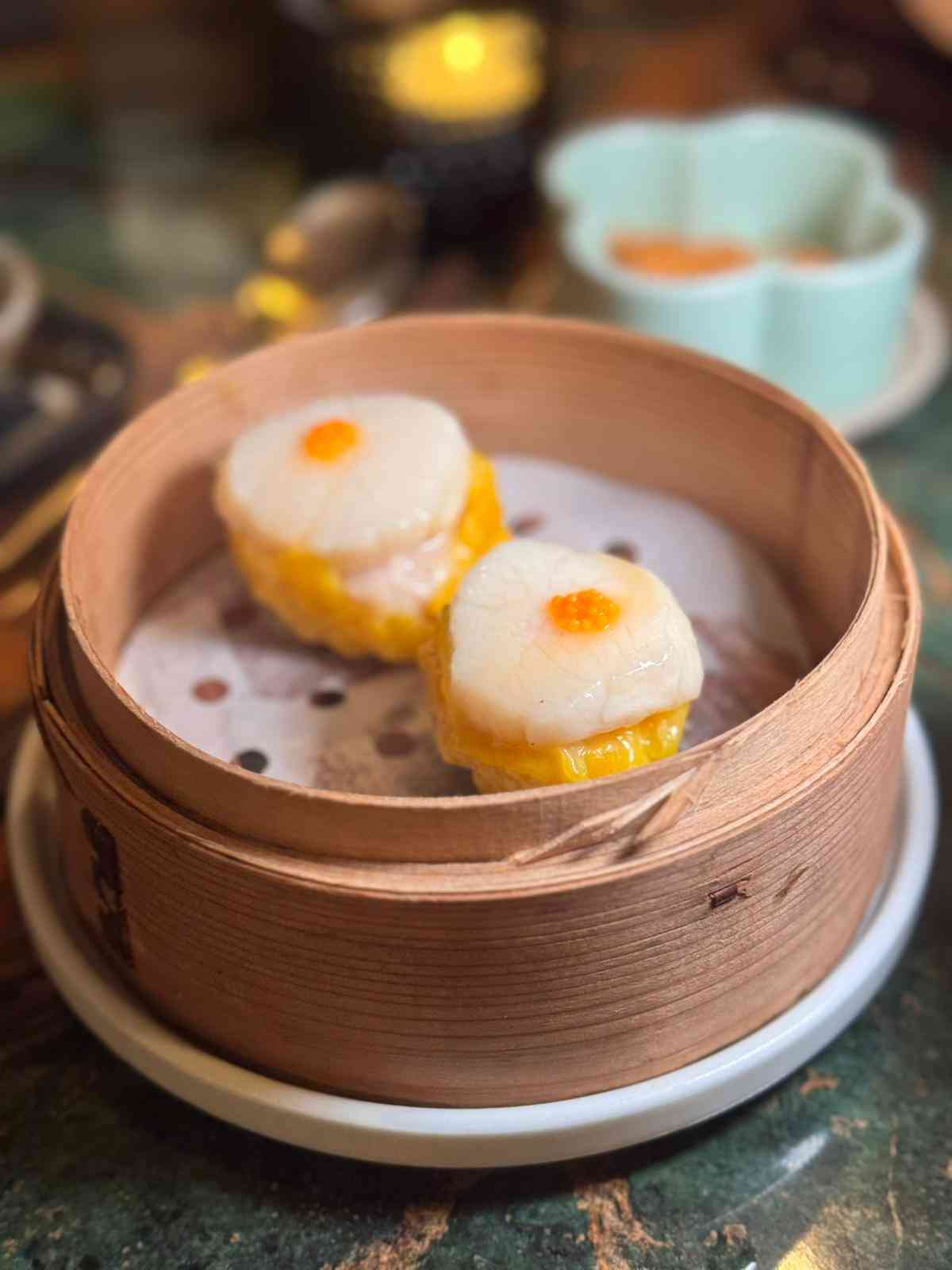 中環米芝蓮一星粵菜食府設樓上樓!魚籽澳洲帶子燒賣、鑊氣X.O.醬小炒王,傳承粵菜經典 中環米芝蓮一星粵菜食府設樓上樓!魚籽澳洲帶子燒賣、鑊氣X.O.醬小炒王,傳承粵菜經典