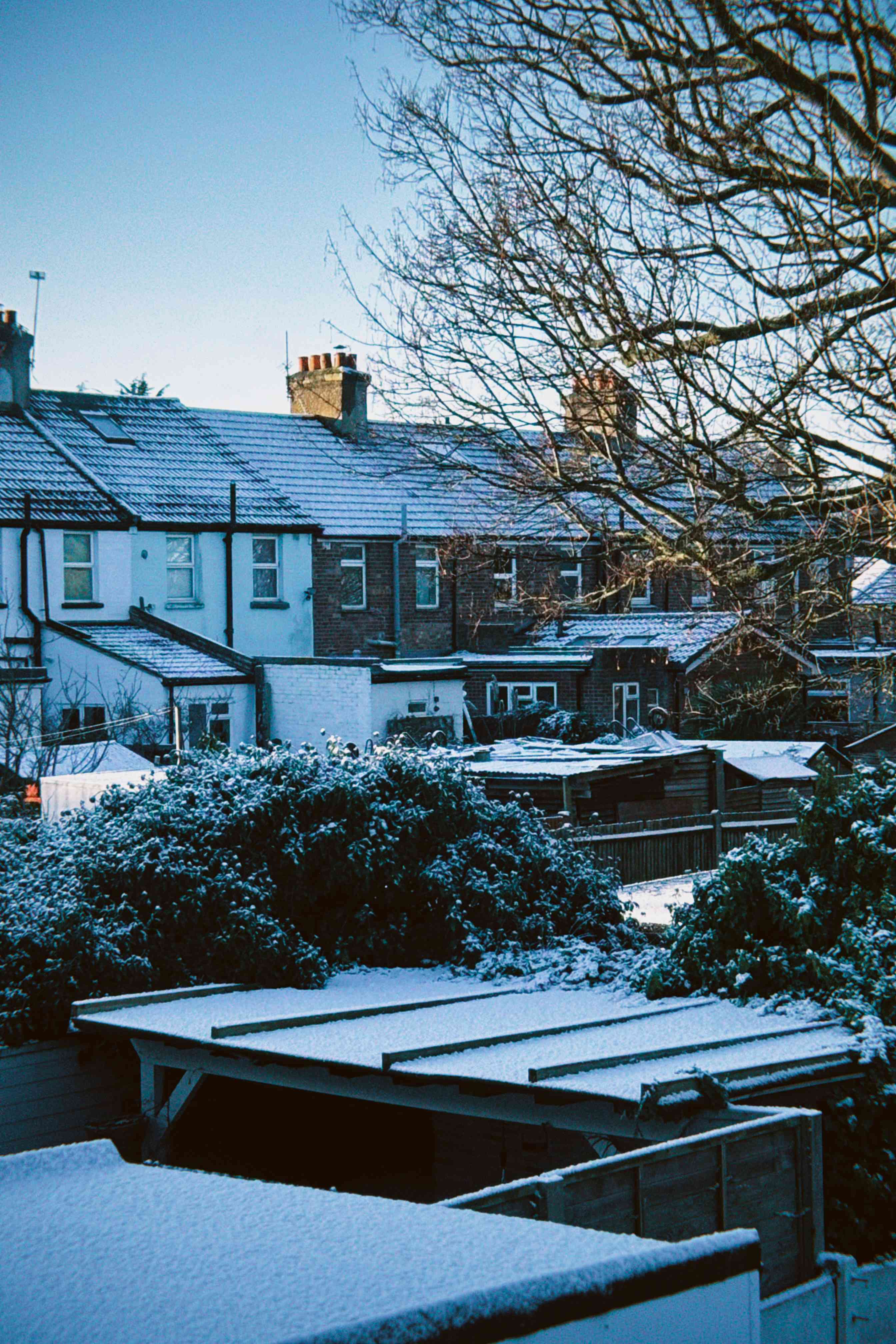 倫敦落雪的日子：當城市慢下來，我們也學會停一停